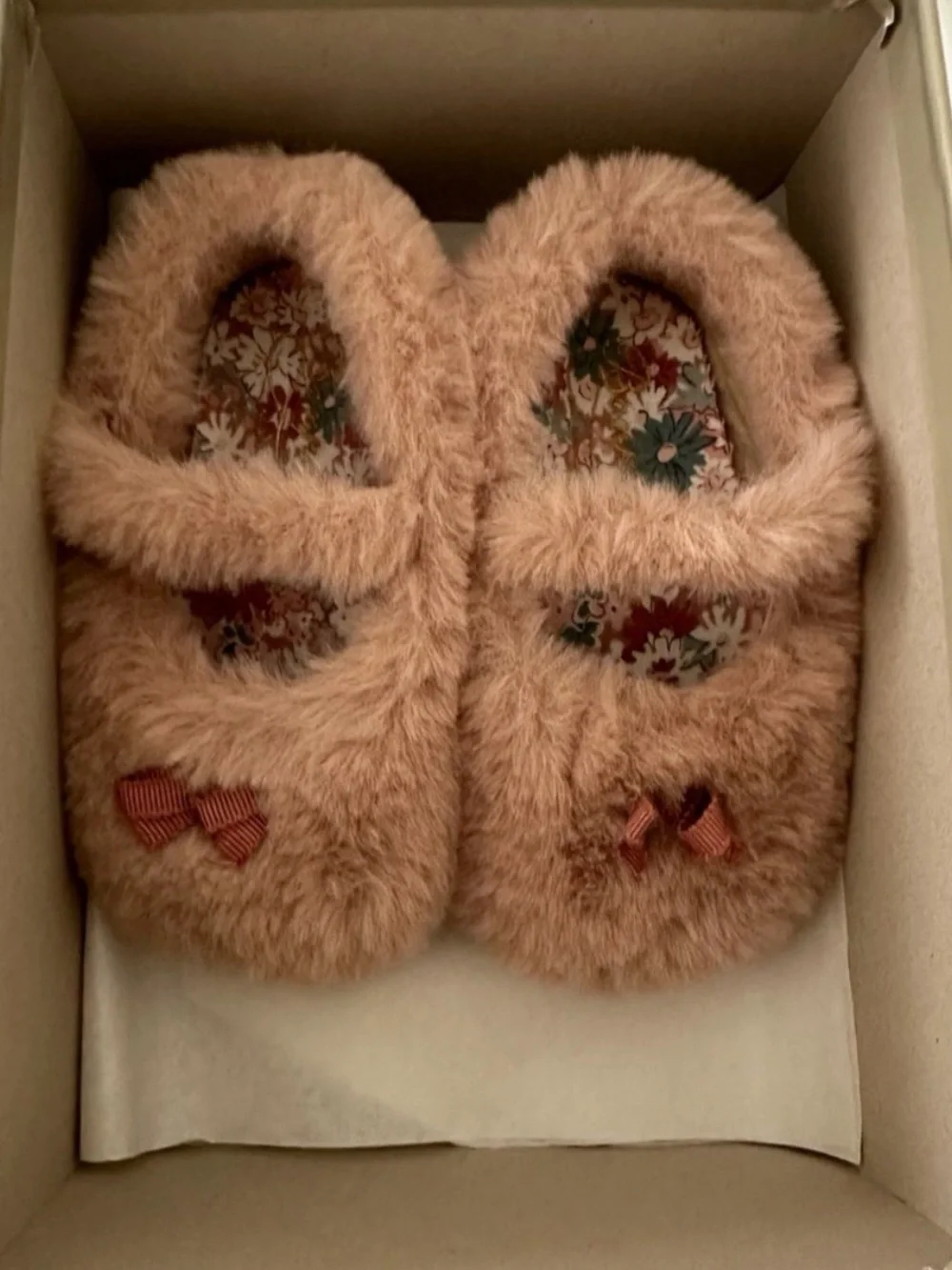 Bonpoint Fuzzy Peach Pink Baby Slippers with Floral Insole and Bows